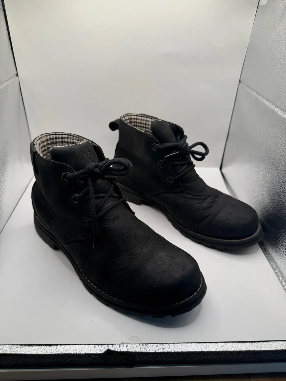 Columbia Men’s Black Leather Chukka Ankle Boots Size 7.5